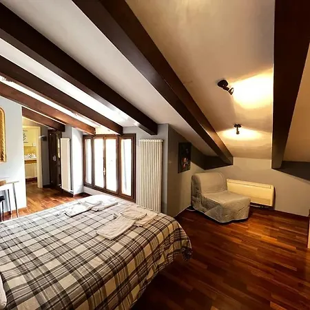 Margherita W/ Terrace Bologna